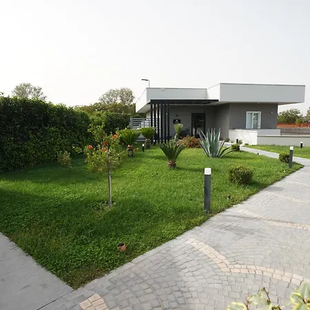 Brahma Luxury Bed and Breakfast